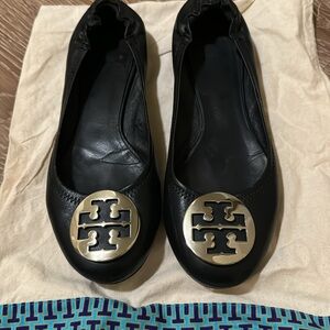 TORY BURCH Reva Ballet Flats Slip On Black Leather Silver Logo Women’s 10.5